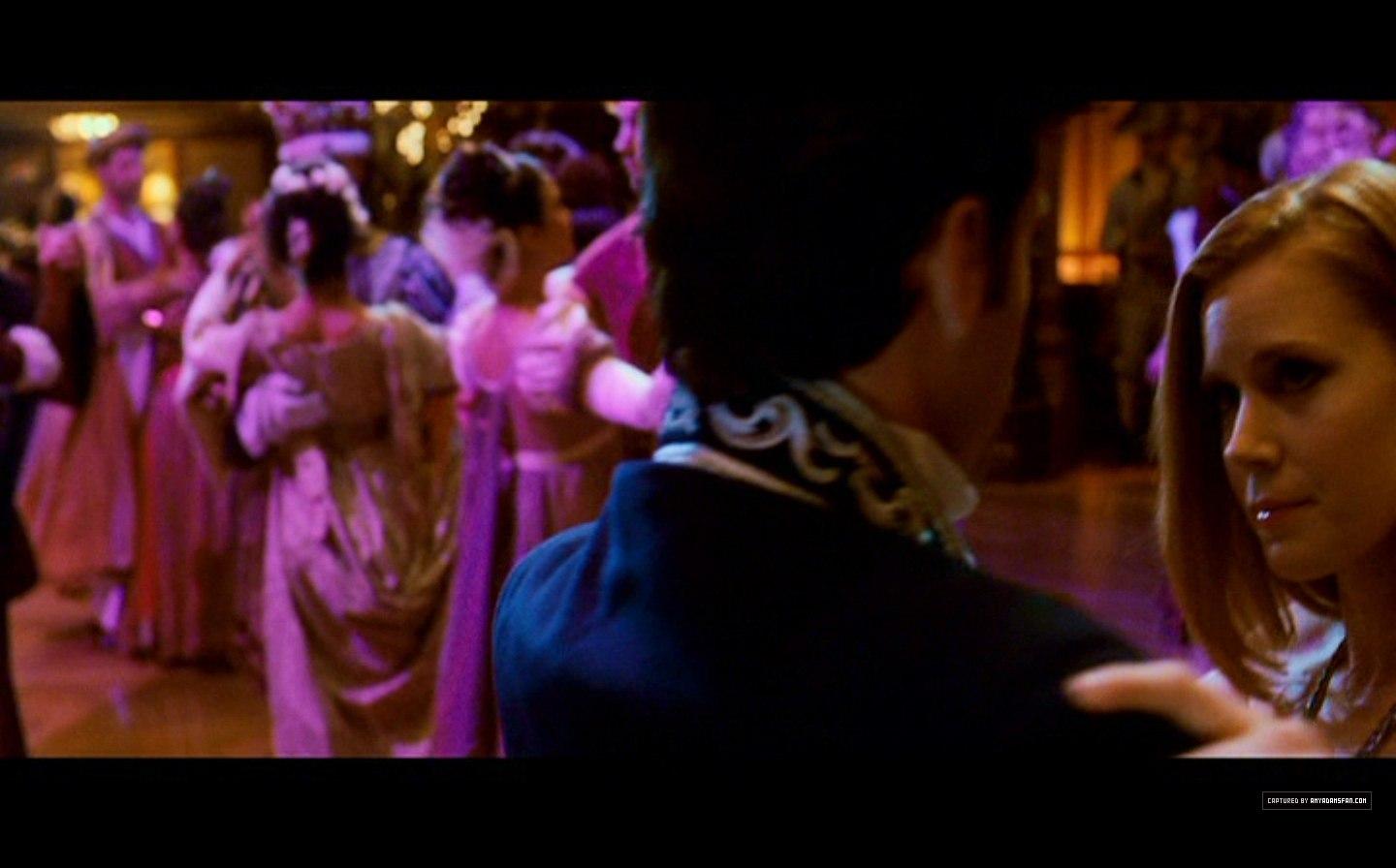 caps1823.jpg